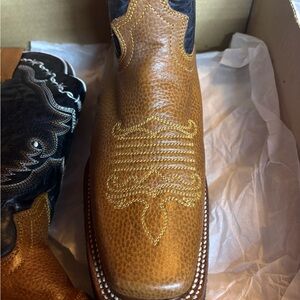 Reywelt Men's Brown Embroidered Western Boots - Classic Leather Cowboy Style
